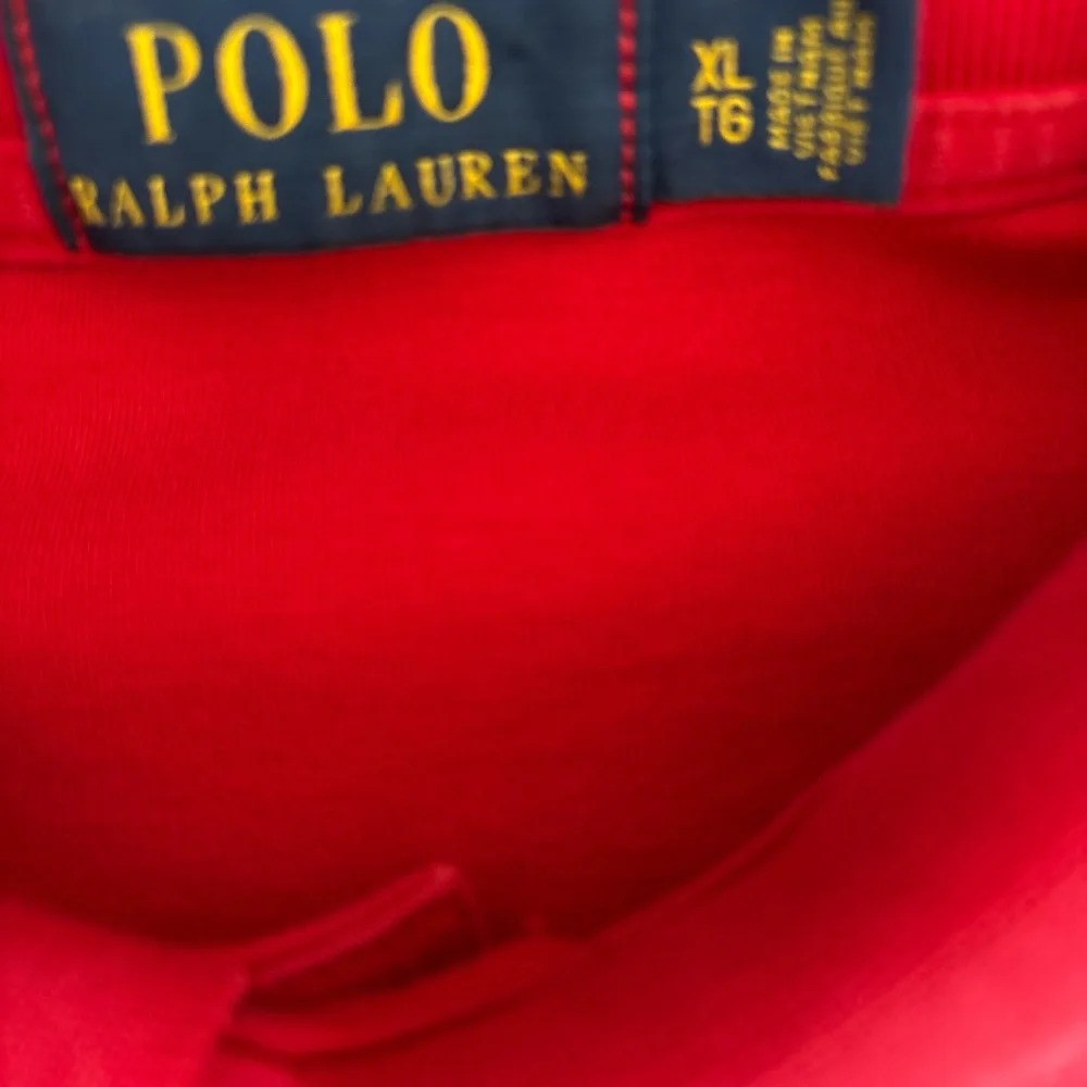 Ralph Lauren Men's Vibrant Red cotton Polo Shirt with Logo. XL